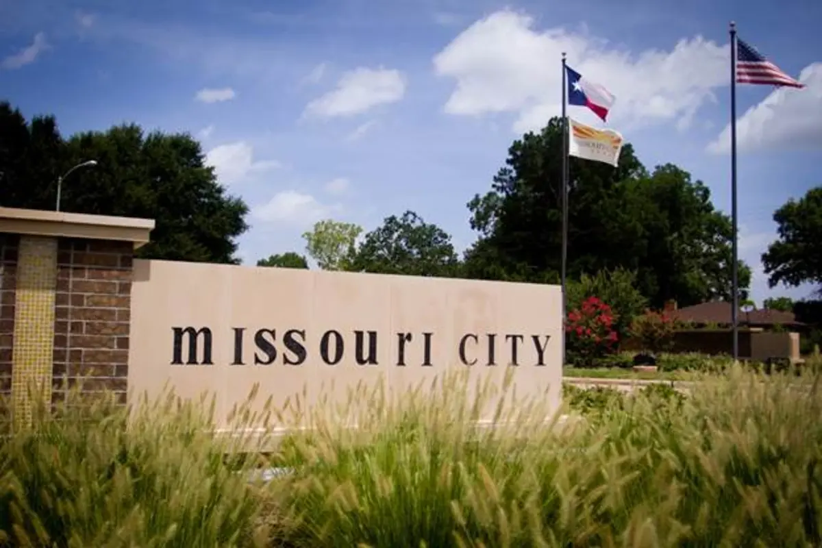 Professional bocce ball court services available in Missouri City, TX, Texas