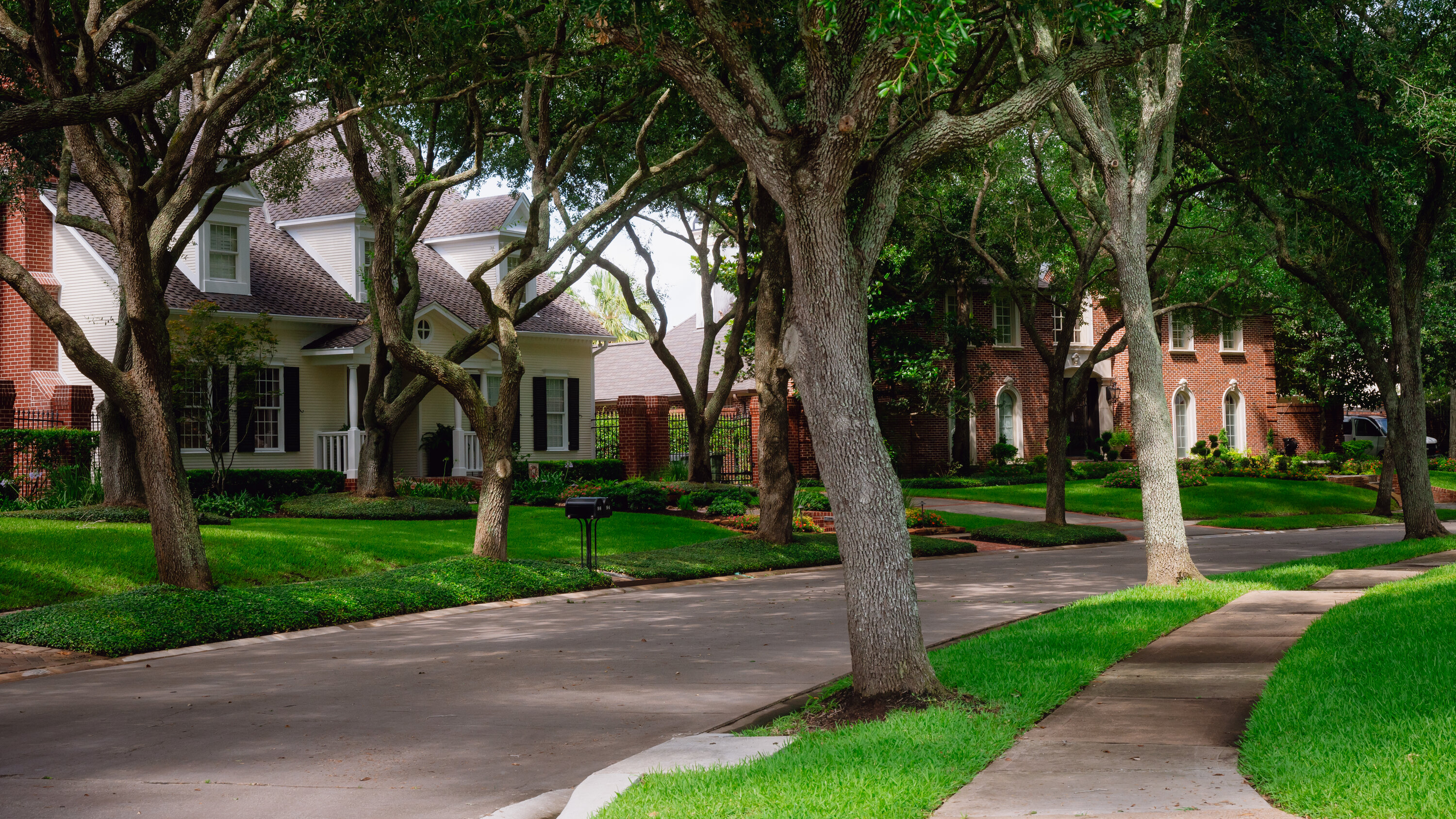 Professional bocce ball court services available in Sugar Land, TX, Texas